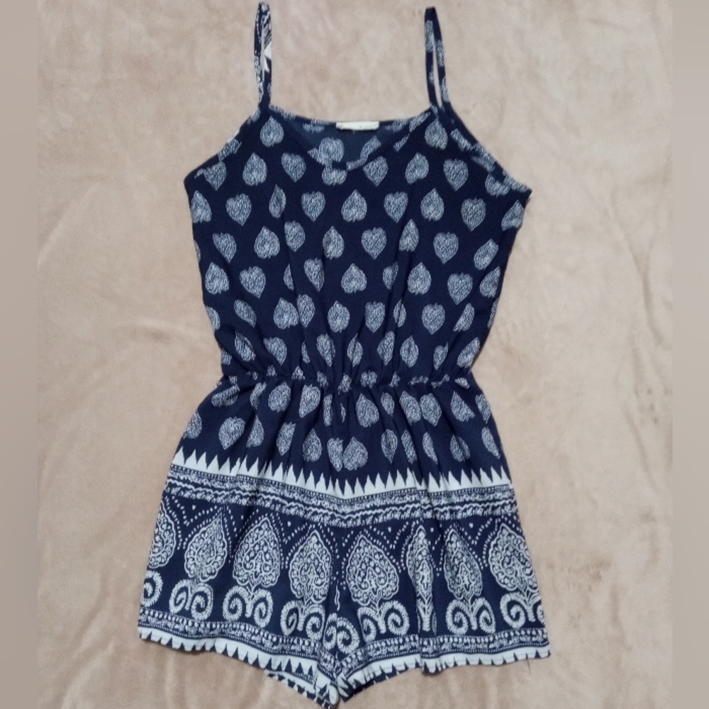 A-again small shorts/ jumpsuit